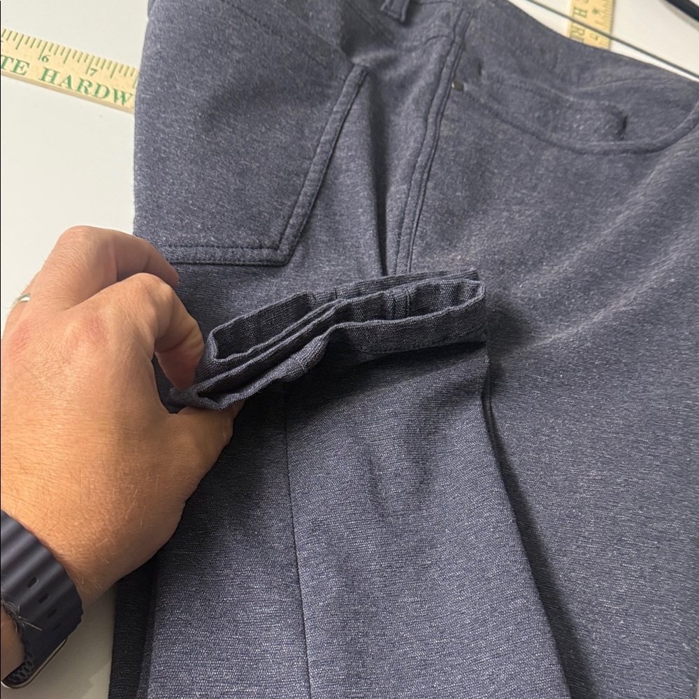 Lululemon Men's ABC Pant Slim Tech Canvas Navy Blue - 32W/32L - Picture 16 of 17